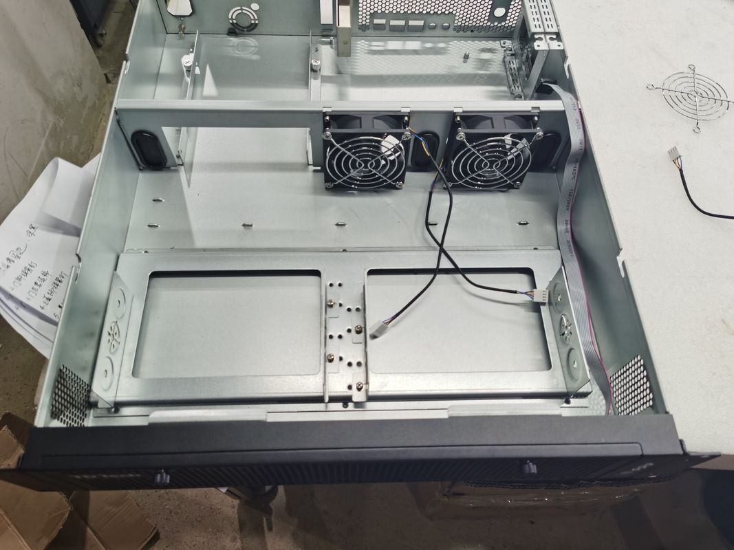 Fabbricazione per piegatura di lamiere di metallo in alluminio, armadio per reti, custodia per computer, custodia per PC per giochi